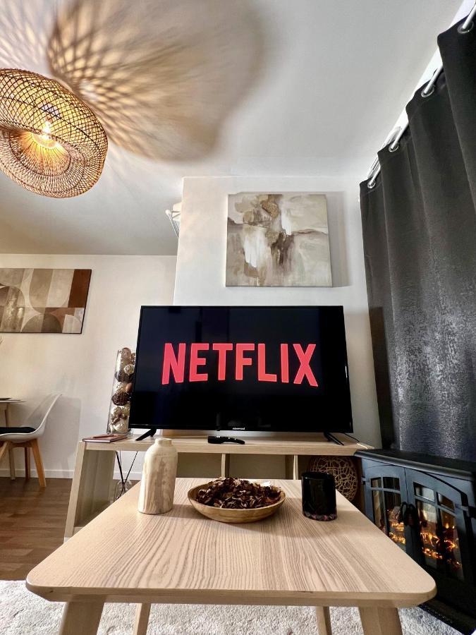 Ferienwohnung "Moonlight" Gare A 10Min De Paris, Wifi, Terrasse , Parking Argenteuil Exterior foto
